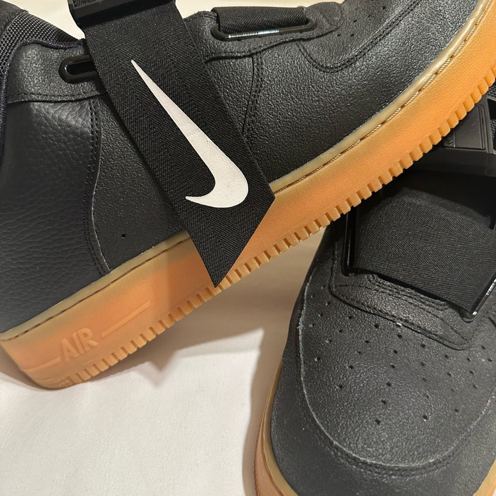 Nike Men Black Sneakers